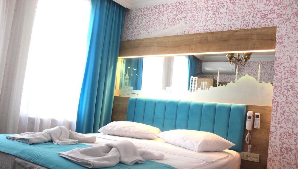 Megaron Hotel - Image 23