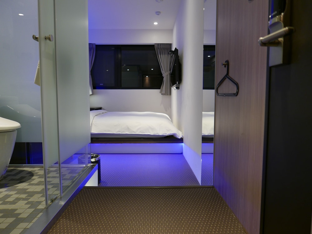 Ours Inn II