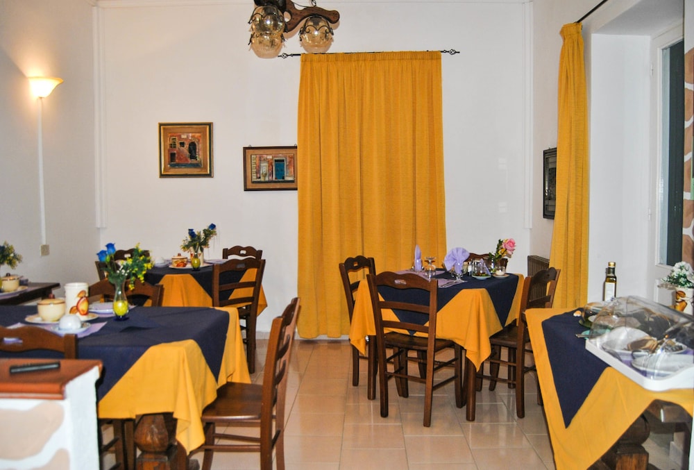 Villa Raffaela B&B