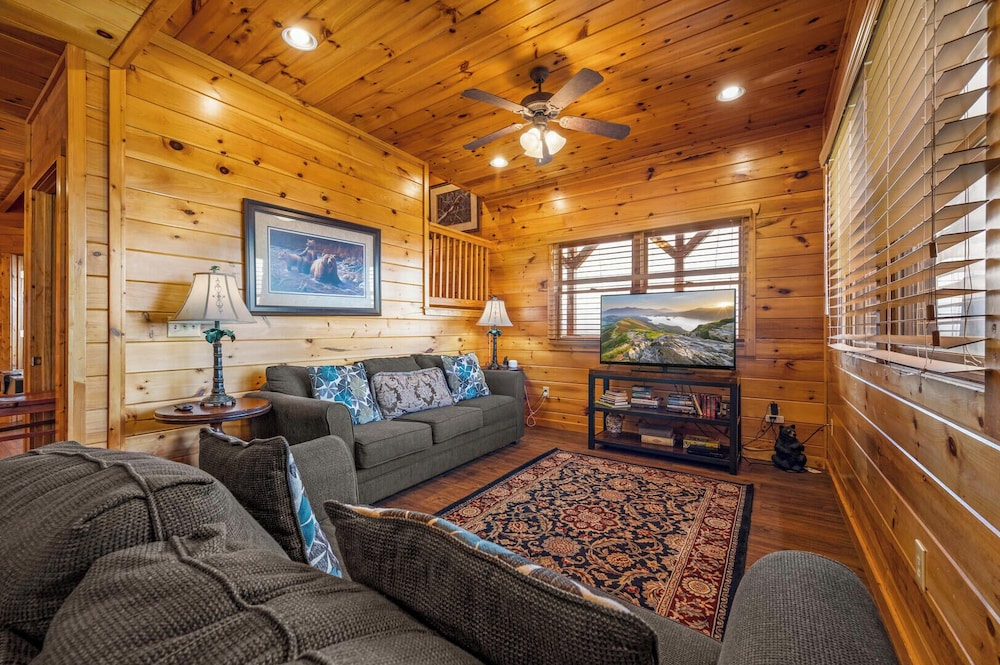 Lookout Lodge