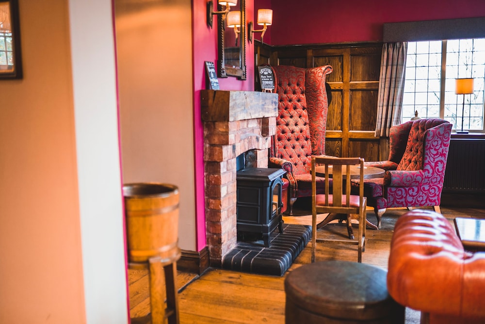The Dog and Doublet Inn