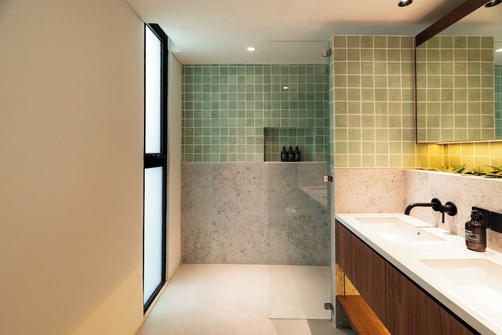 Makia Penthouse by Alfred in Bali