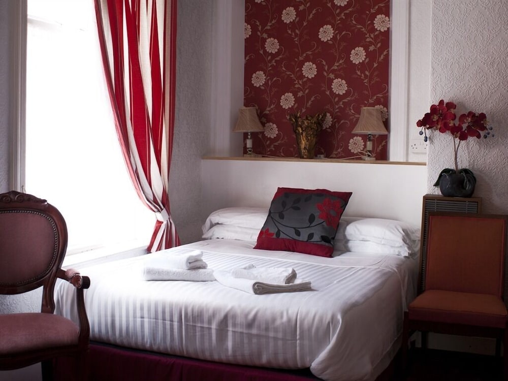 Highfield Hotel