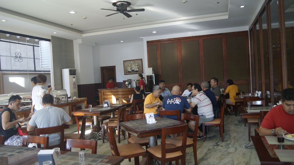 Cebu Vacations - MJ Hotel  Suites - Property Image 11