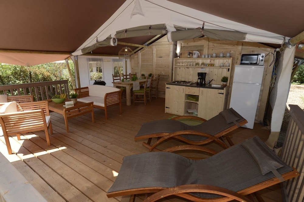 Baia Domizia Camping Village