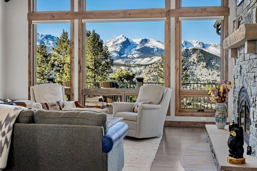 Hearthstone Luxury Vacation Rental At Windcliff 5 Bedroom Home