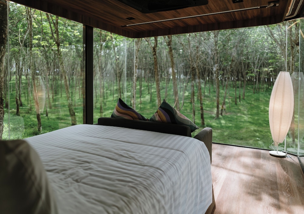 Timber Society Boutique Hideaway