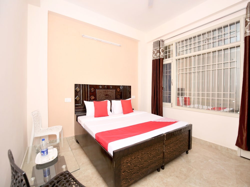 OYO 13433 Home Kasauli View 2BHK Dharampur