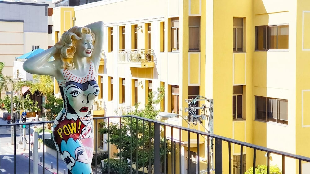 Yavne Brillant in Tel Aviv-yafo view 5