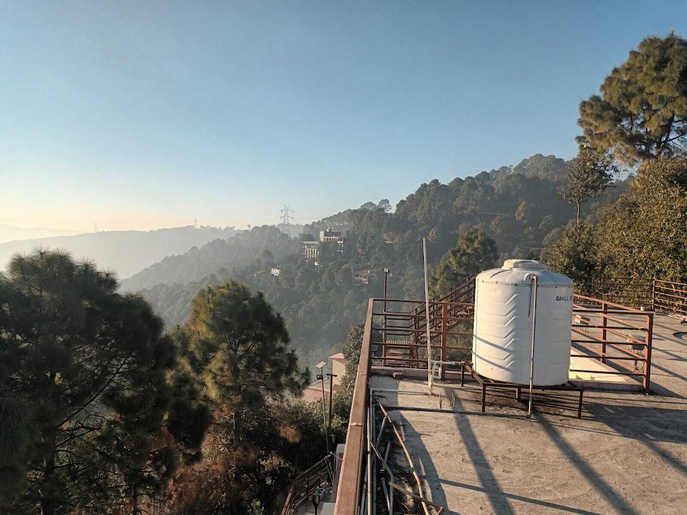 The Hill Heaven HomeStay