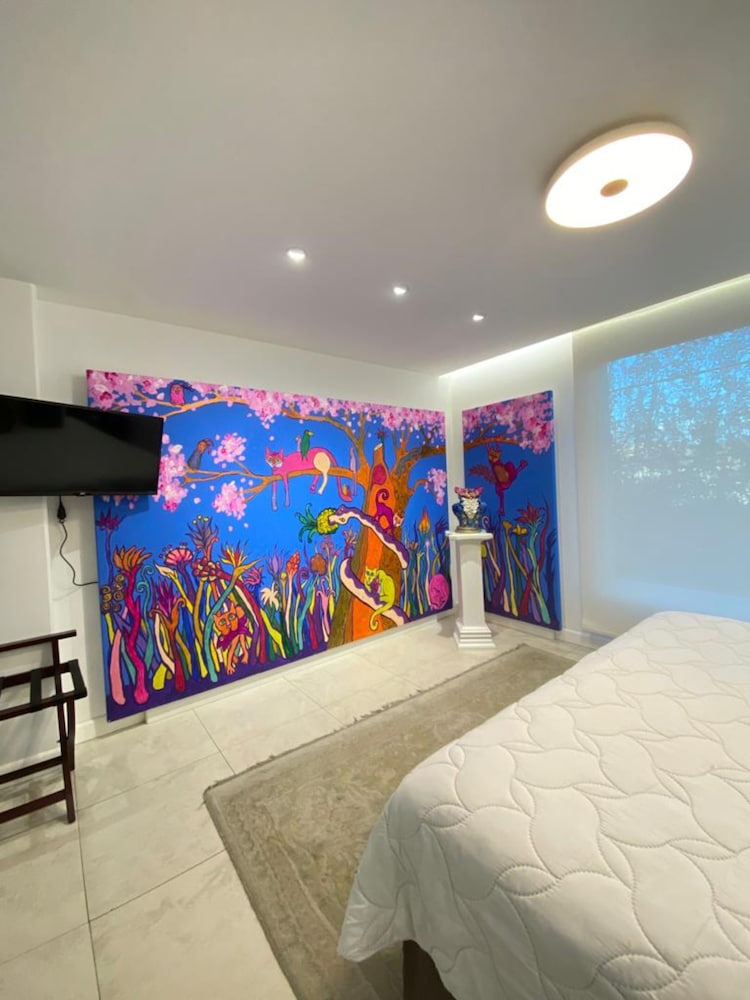 Studio Hotel Boutique - Property Image 4