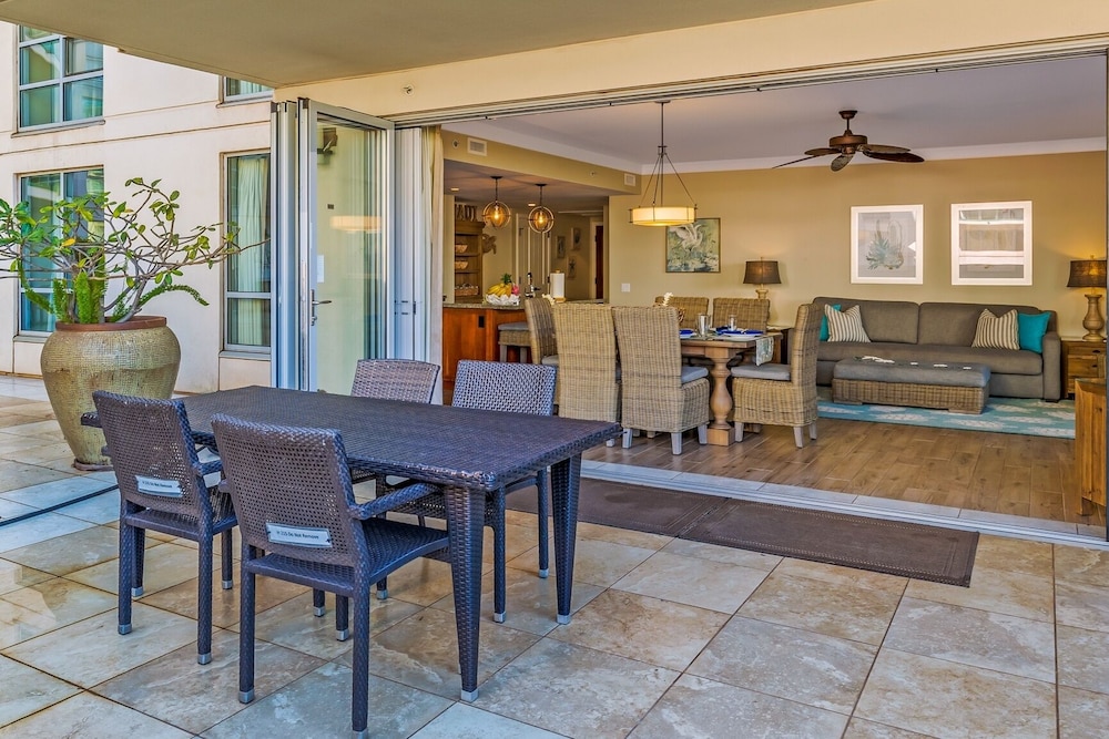 Honua Kai 215 2 Bedroom/2 Bath 2 Condo by RedAwning - Image 1