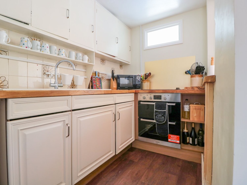 7 Glendower Street view 5