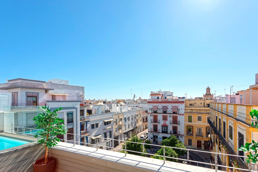 Amazing Apartment in Seville Center San Vicente V