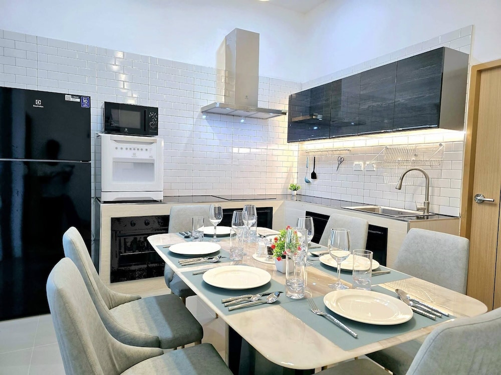 Lux Sila Pool Villa 3 Bedrooms 4 Beds