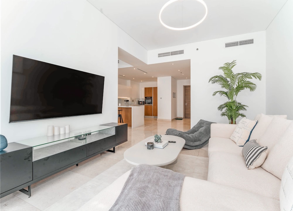 Stunning Sea View Escape at Anwa by Omniyat