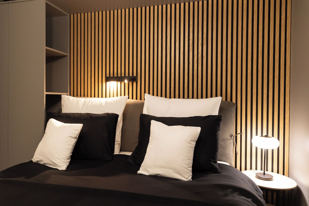Royalton Suites