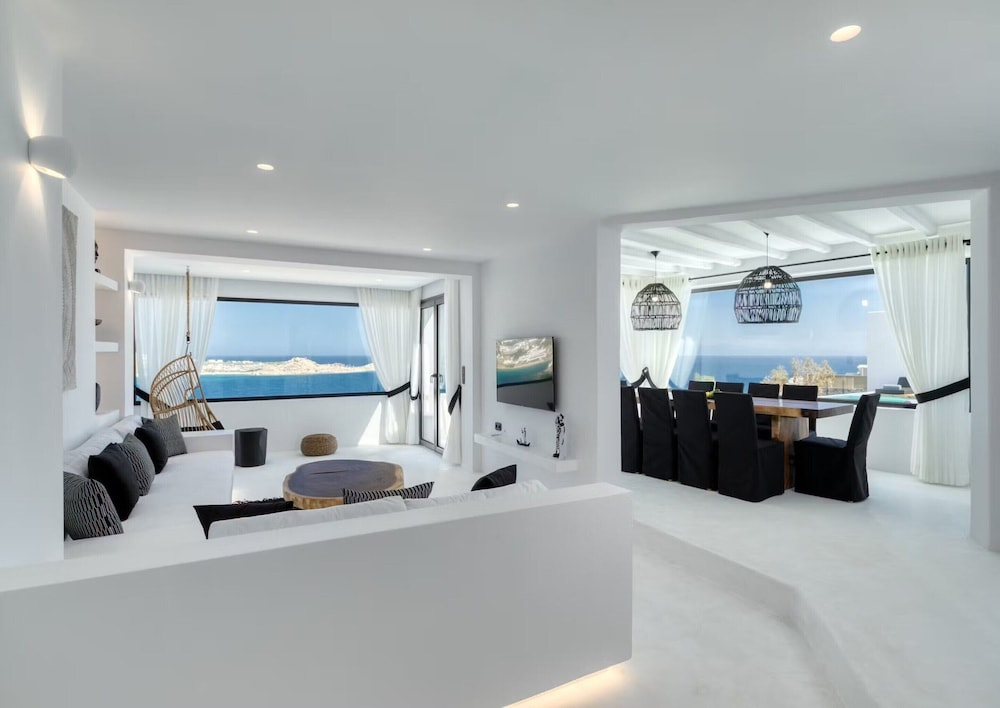 Villa With Aegean Sea Views