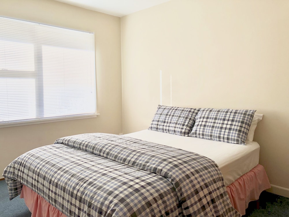 Good Deal House