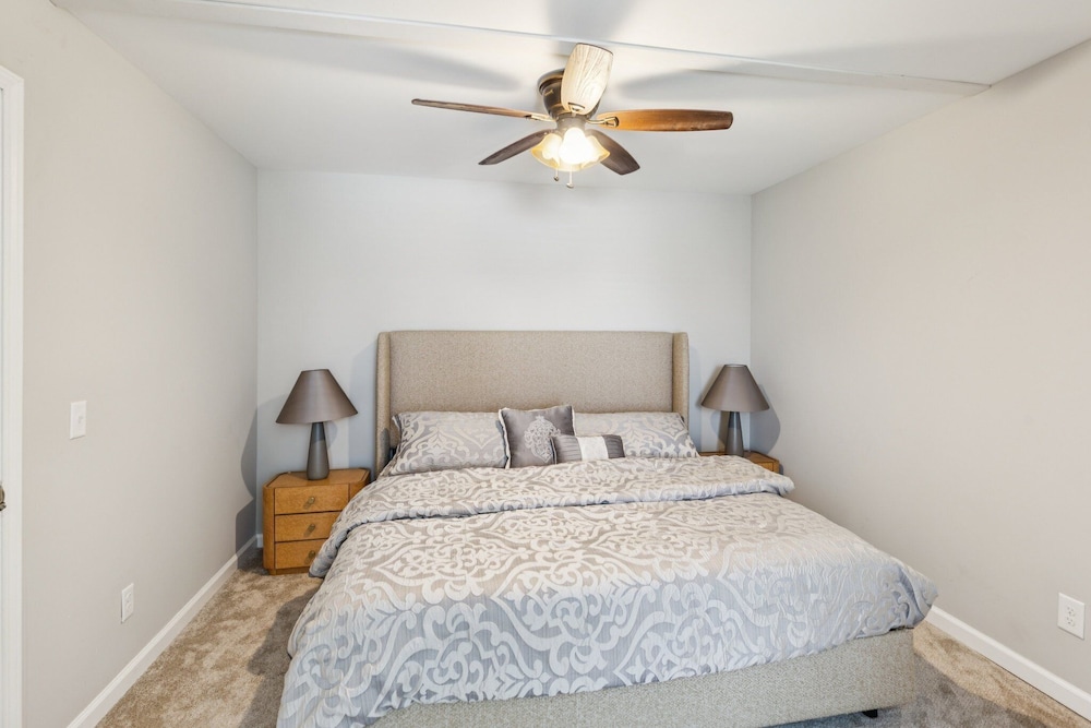 Oglesby Vacation Home 6 Bedroom Home