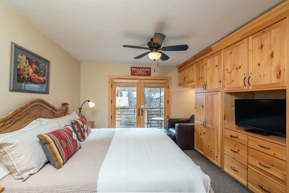 Telluride Ski Resort CO - Viking Lodge Condos