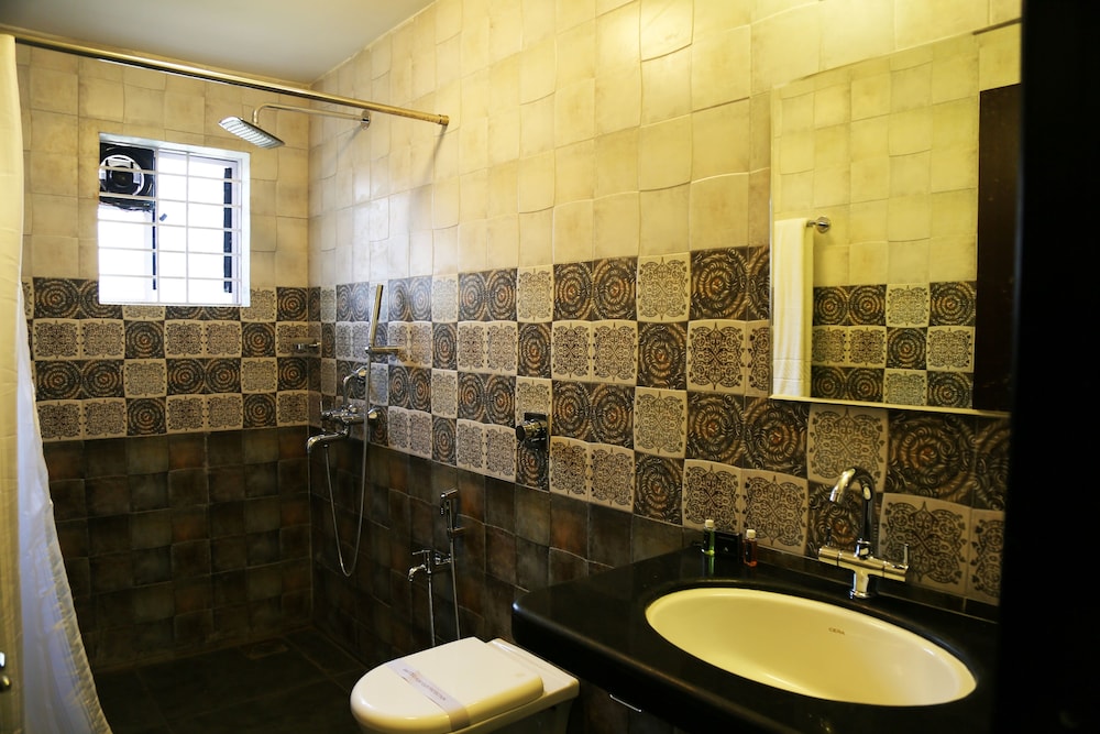 Vagator Retreat Resort With Swimming Pool
