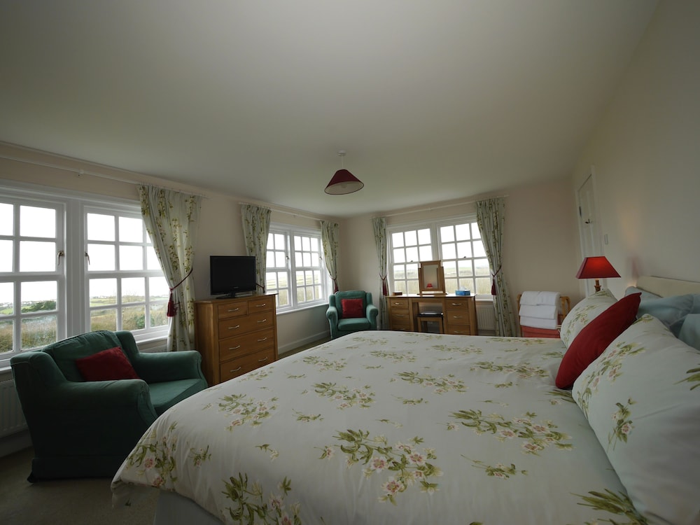 Kennacott Court
