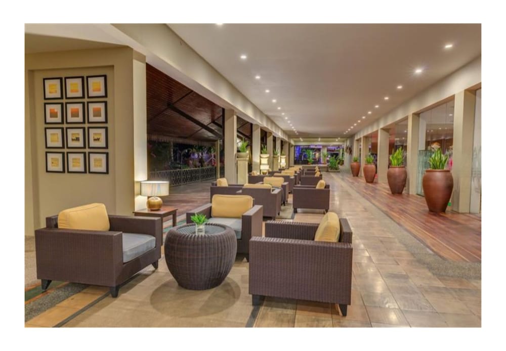 The Taaras Beach & Spa Resort 2