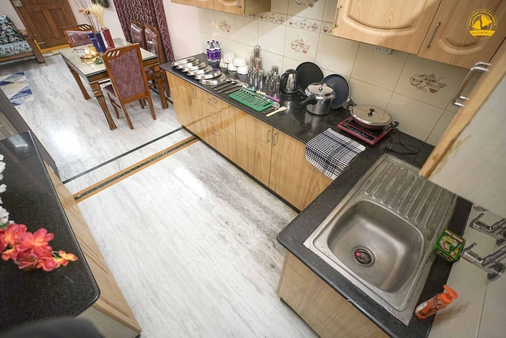 Yellow Bells Residency (Serviced Apartments)
