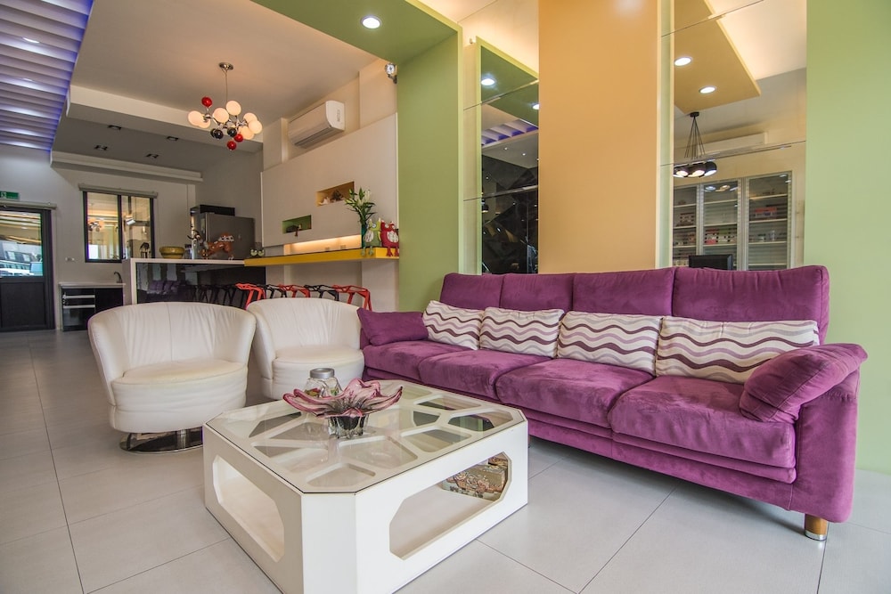 lounge
