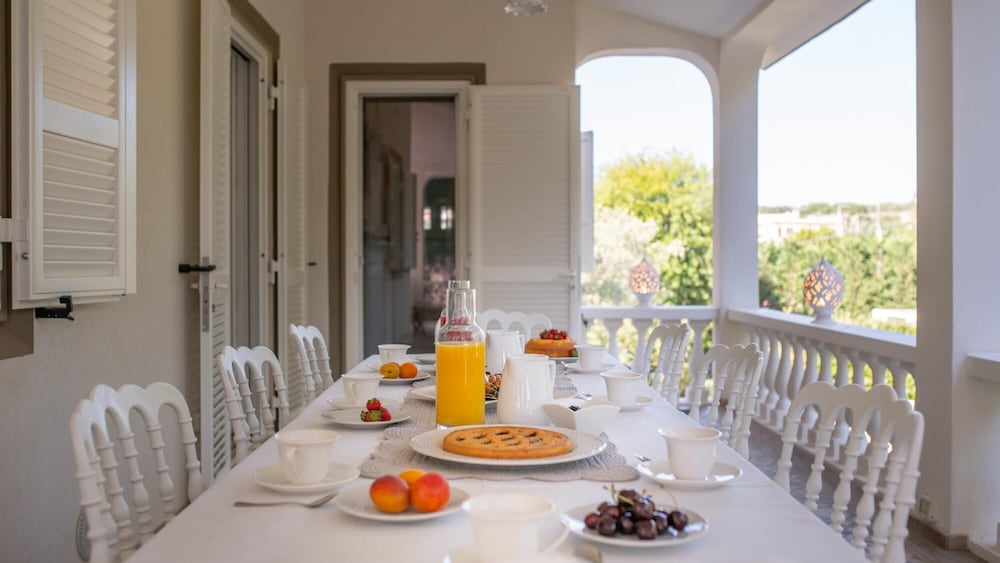 Photo 68
