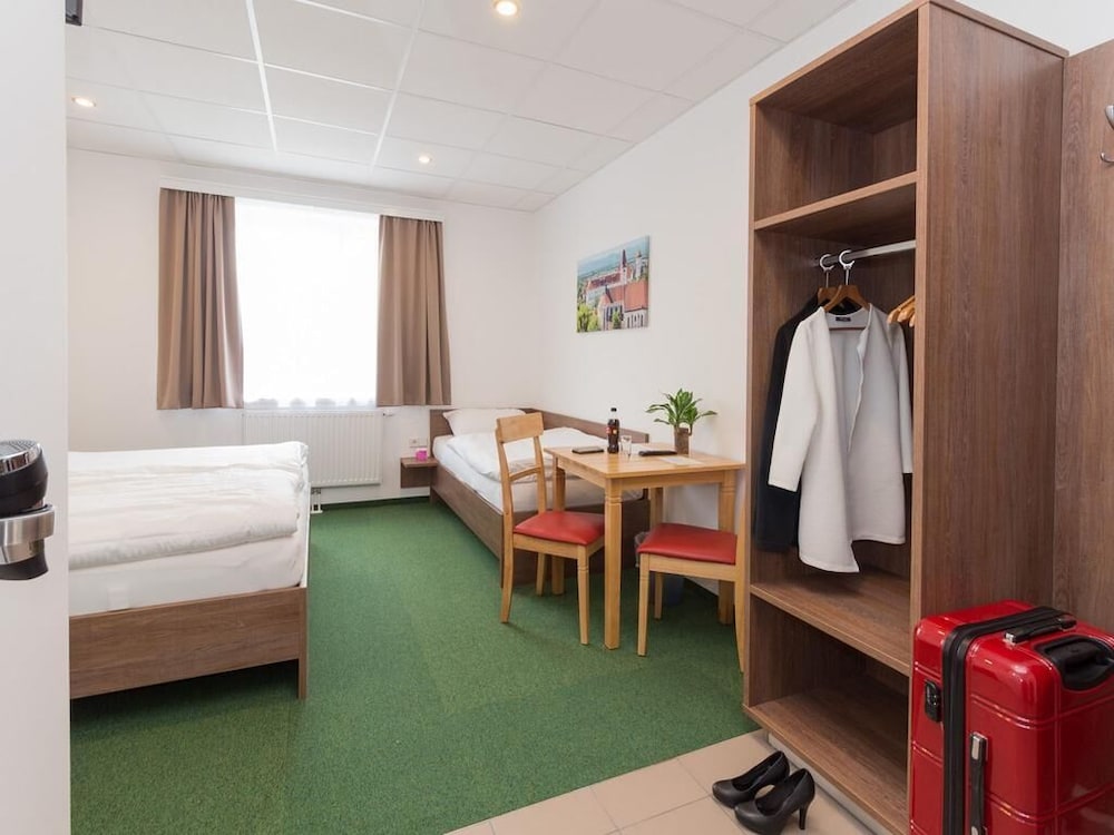 Win Budget B&B