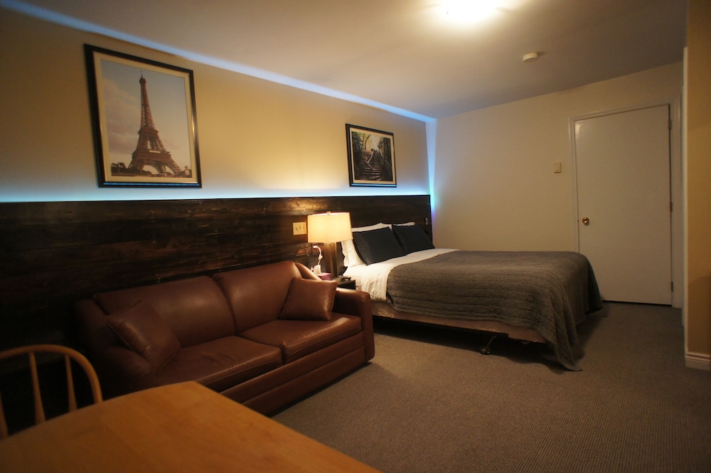 Fredericton Vacations - Silverwood Inn  Suites - Property Image 8