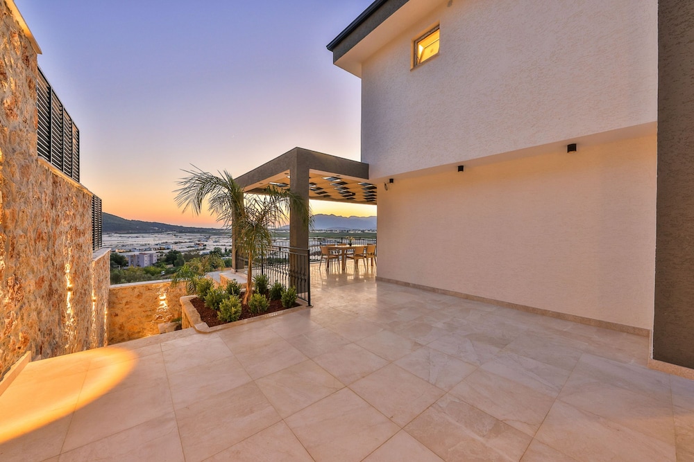 Villa Etoo in Ye ilk y Mahallesi