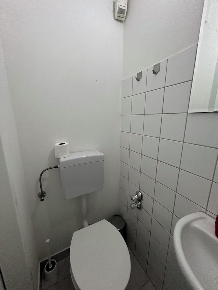 2-Rent Group Hostel Apartments SEN14