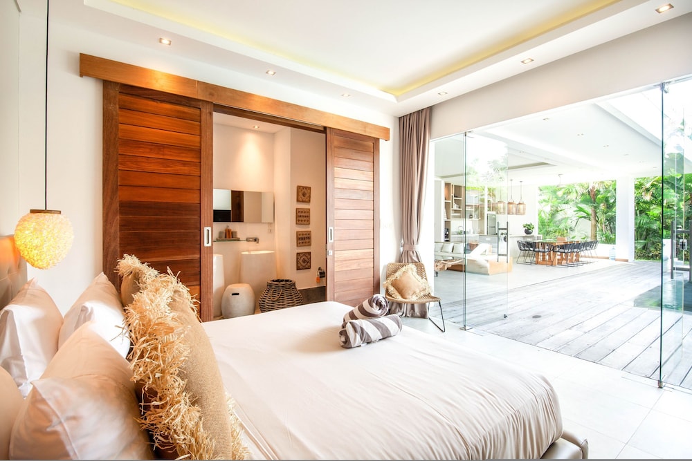 Niko 2 R New Villa Close to Finns Beach Club