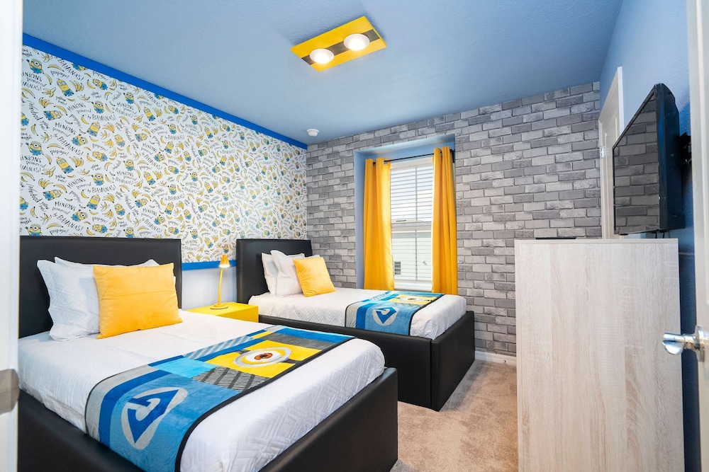 Luxury Private Pool Themed Rooms Close to Disney 1282