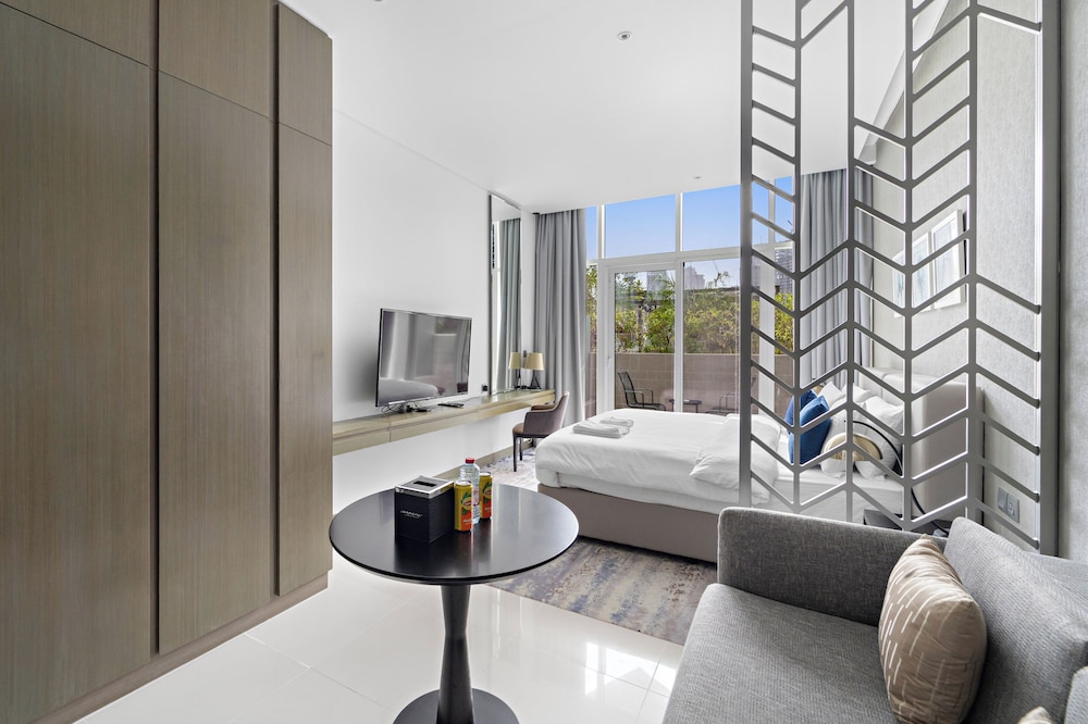 Silkhaus Damac Prive Tower