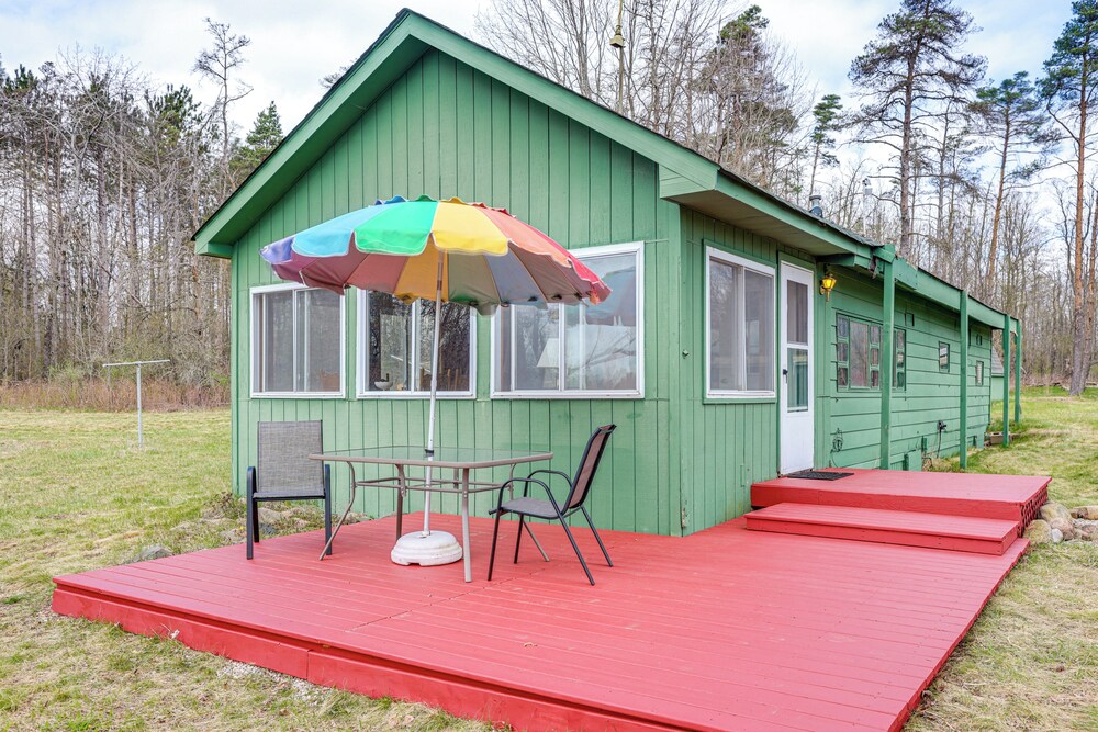 4 Mi to Snowmobile Trails: Muskegon River Retreat