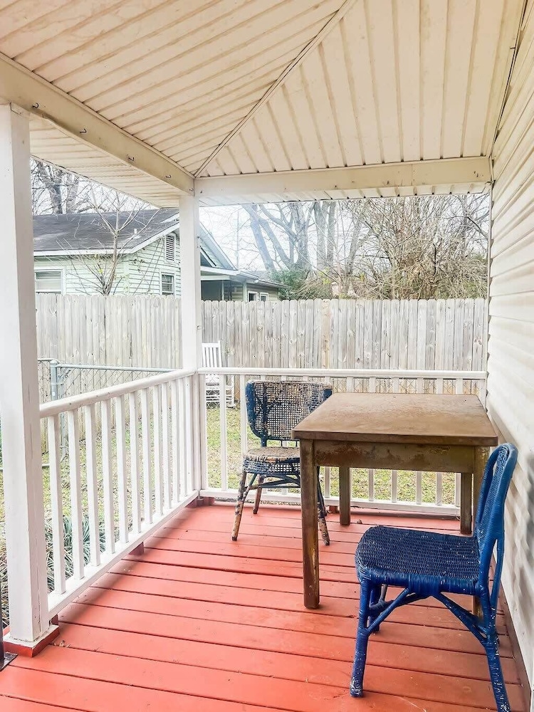 Schiffman Northeast Nook
