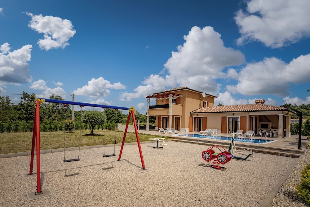 Countryside Villa Katarina