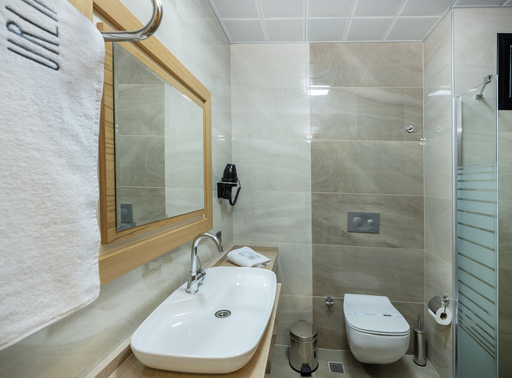 Nipponbashi Art Hotel