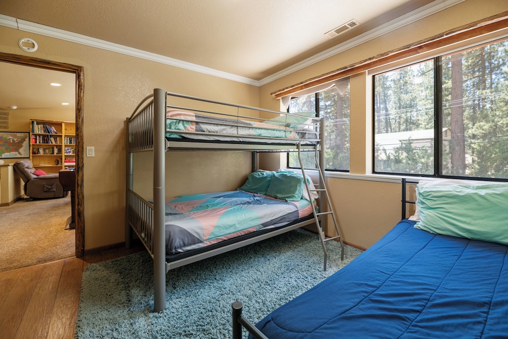 Moonridge Retreat