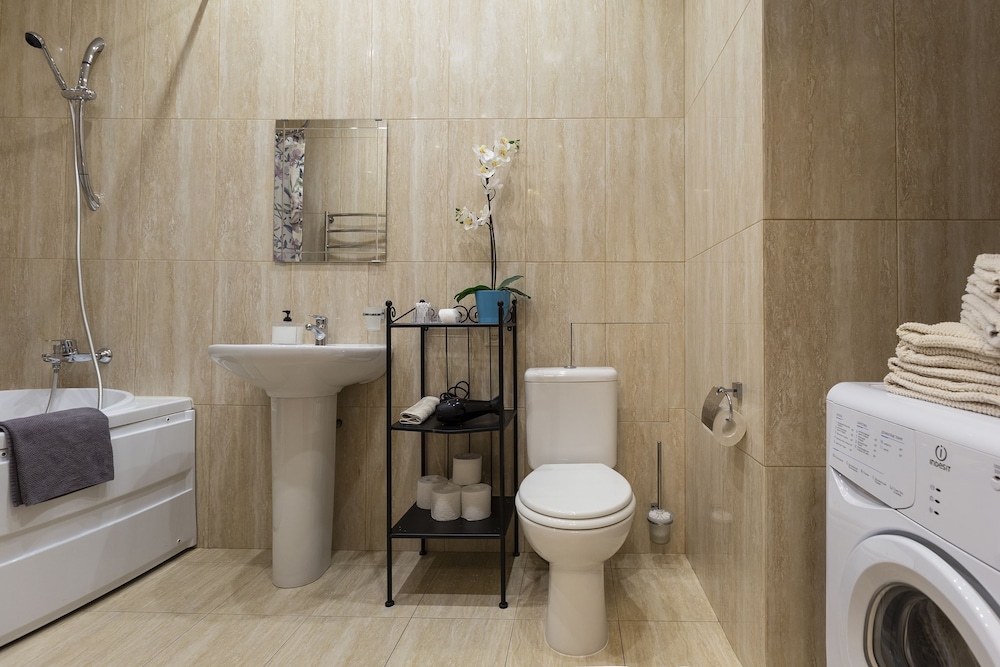 Home4day Central Apartment on Nevsky Prospekt