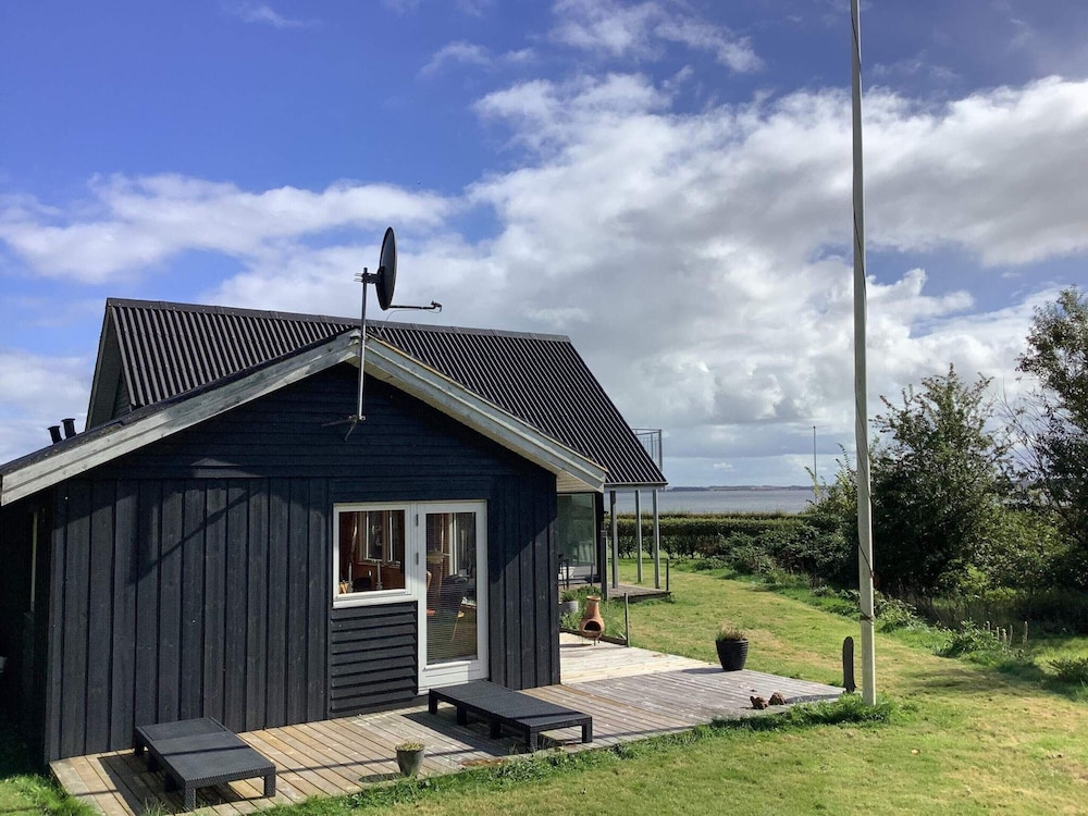6 Person Holiday Home in Oster Assels
