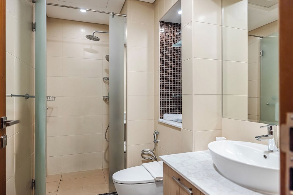 2BR City View Bay Square B13