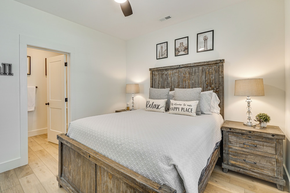 2 Mi to UT: Modern Retreat w/ Covered Porch