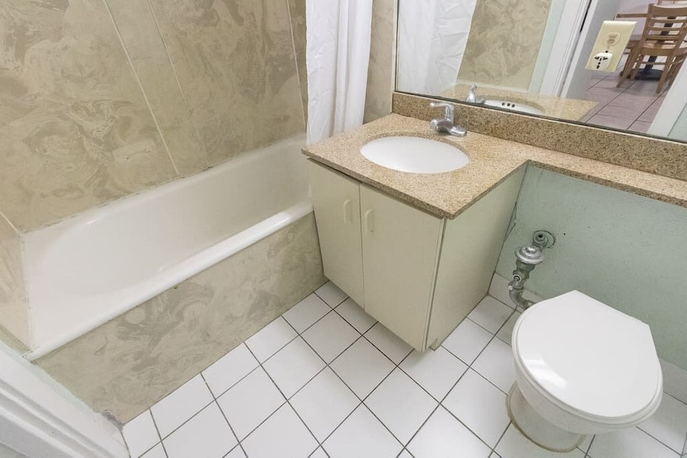 630 Ocean View Hollywood Beach view 3