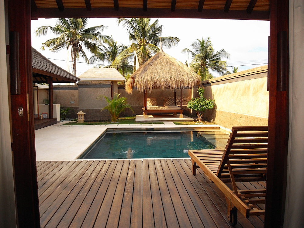 Gili Villas