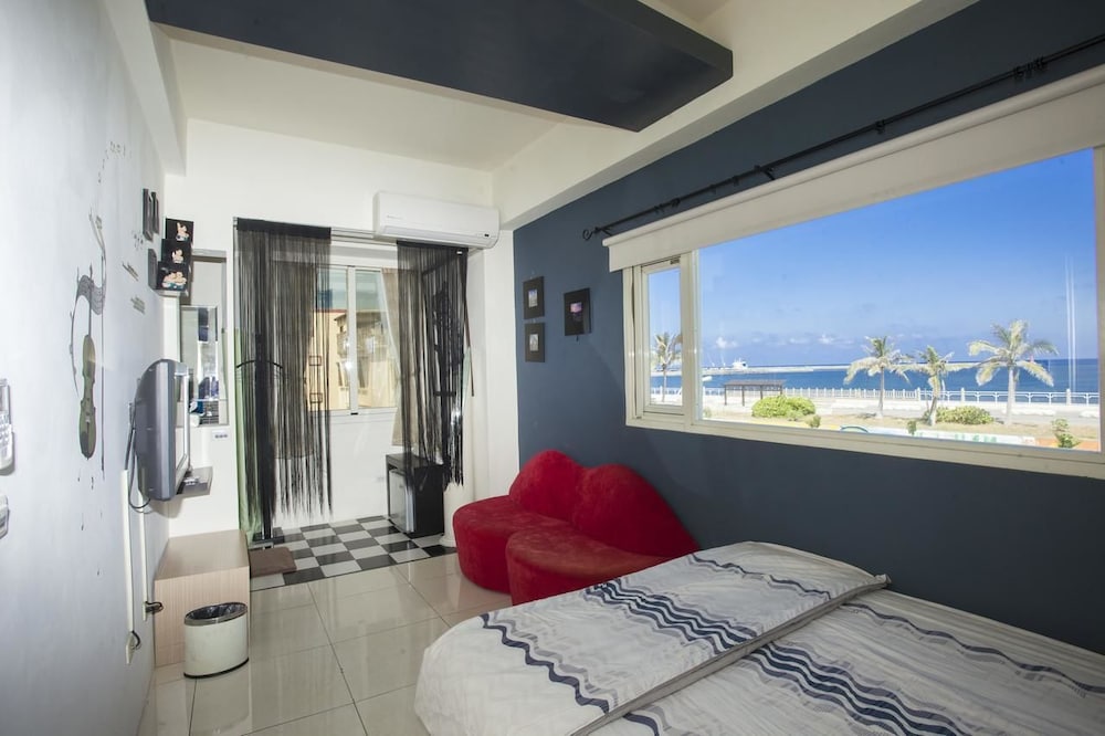Sunshine Sea View B&B